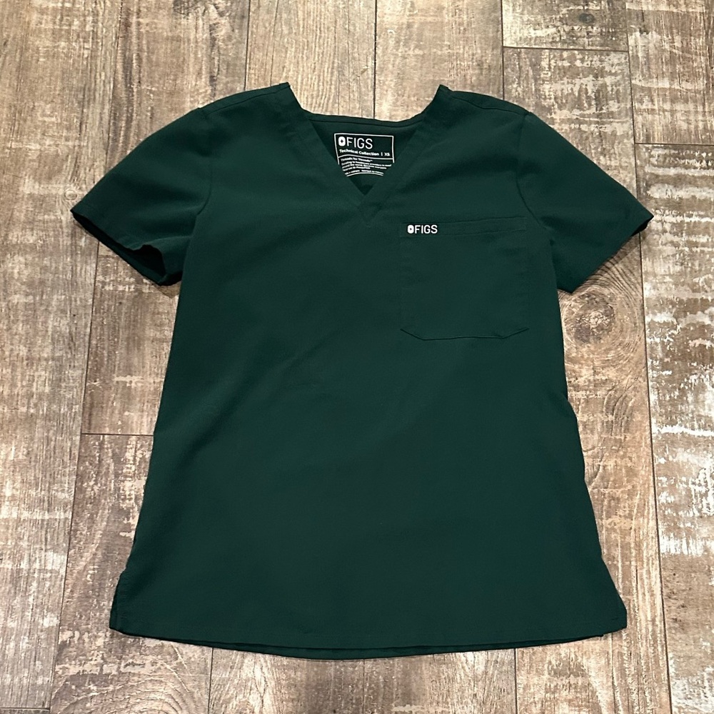 Figs Forest Green Scrub Set